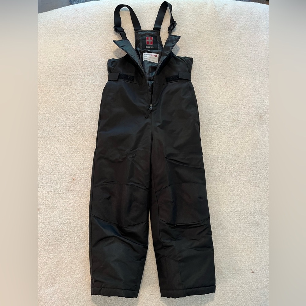 Swiss Tech Black and Red Insulated Outerwear